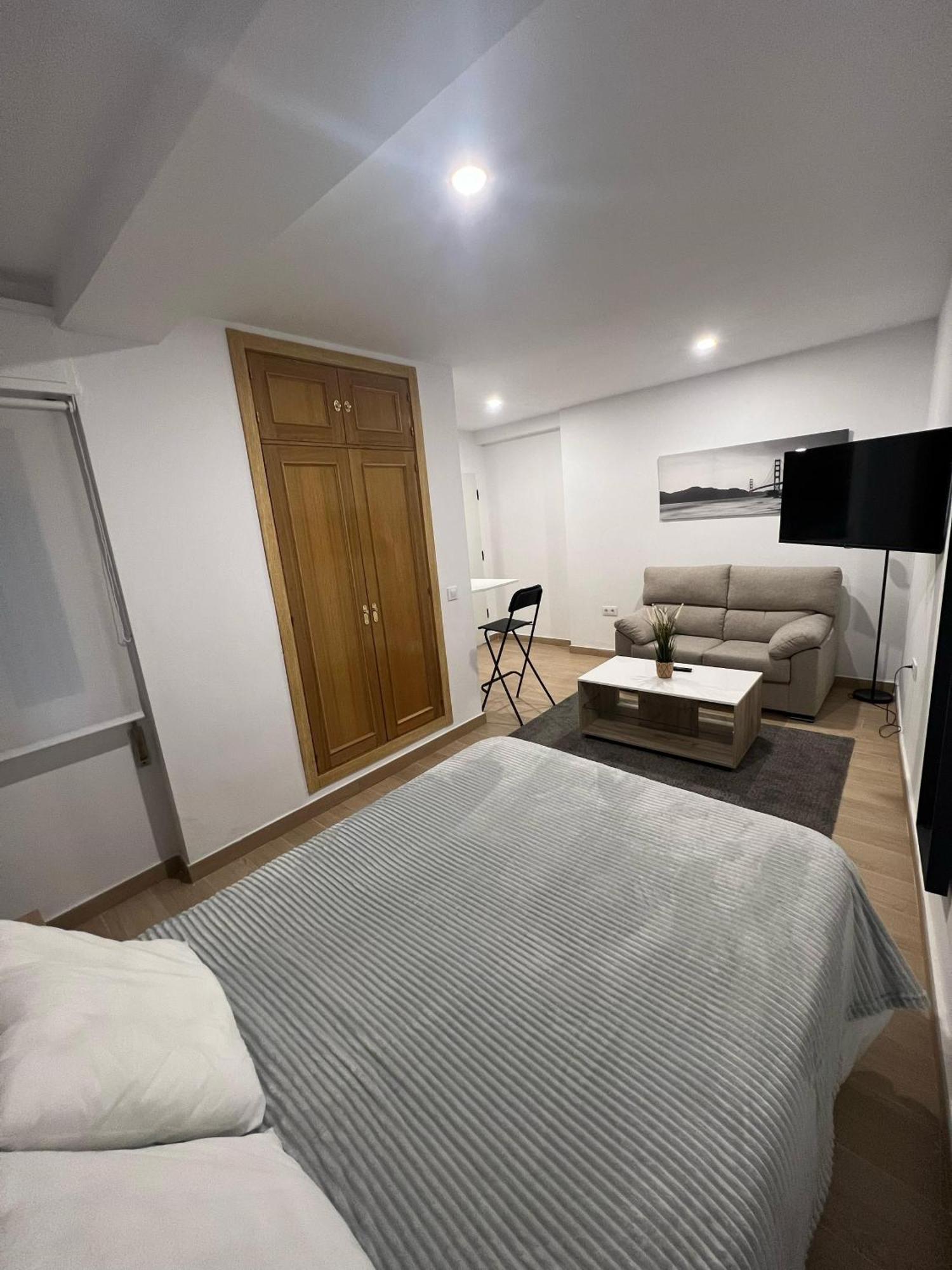 G&H Apartments - Apartamento Porvenir Jerez de la Frontera Ngoại thất bức ảnh
