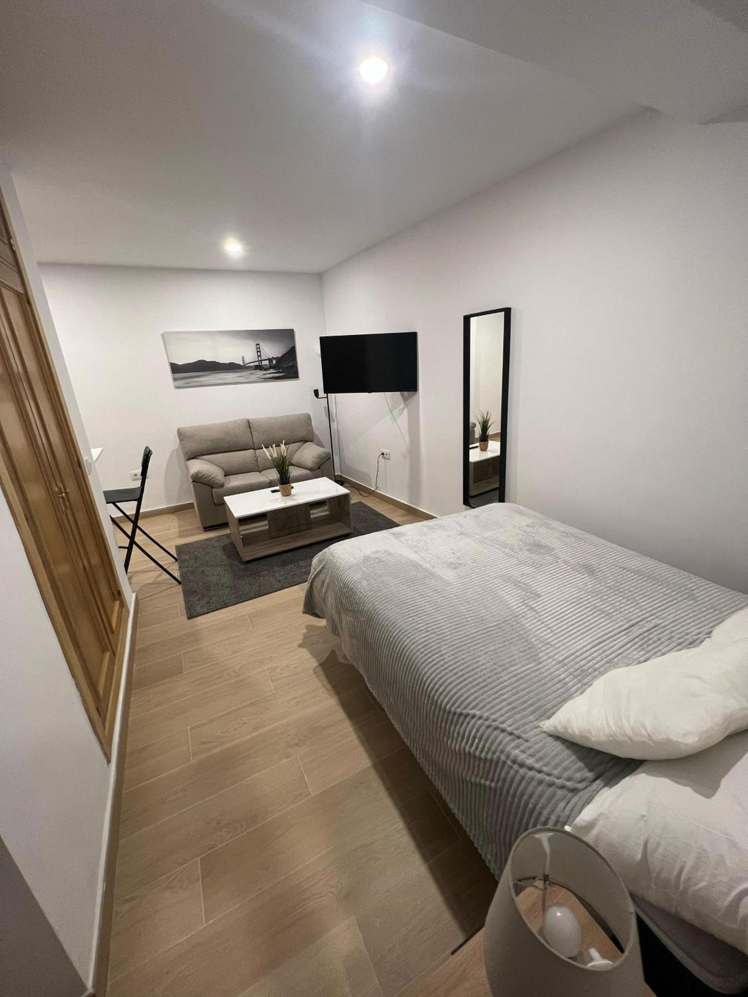 G&H Apartments - Apartamento Porvenir Jerez de la Frontera Ngoại thất bức ảnh